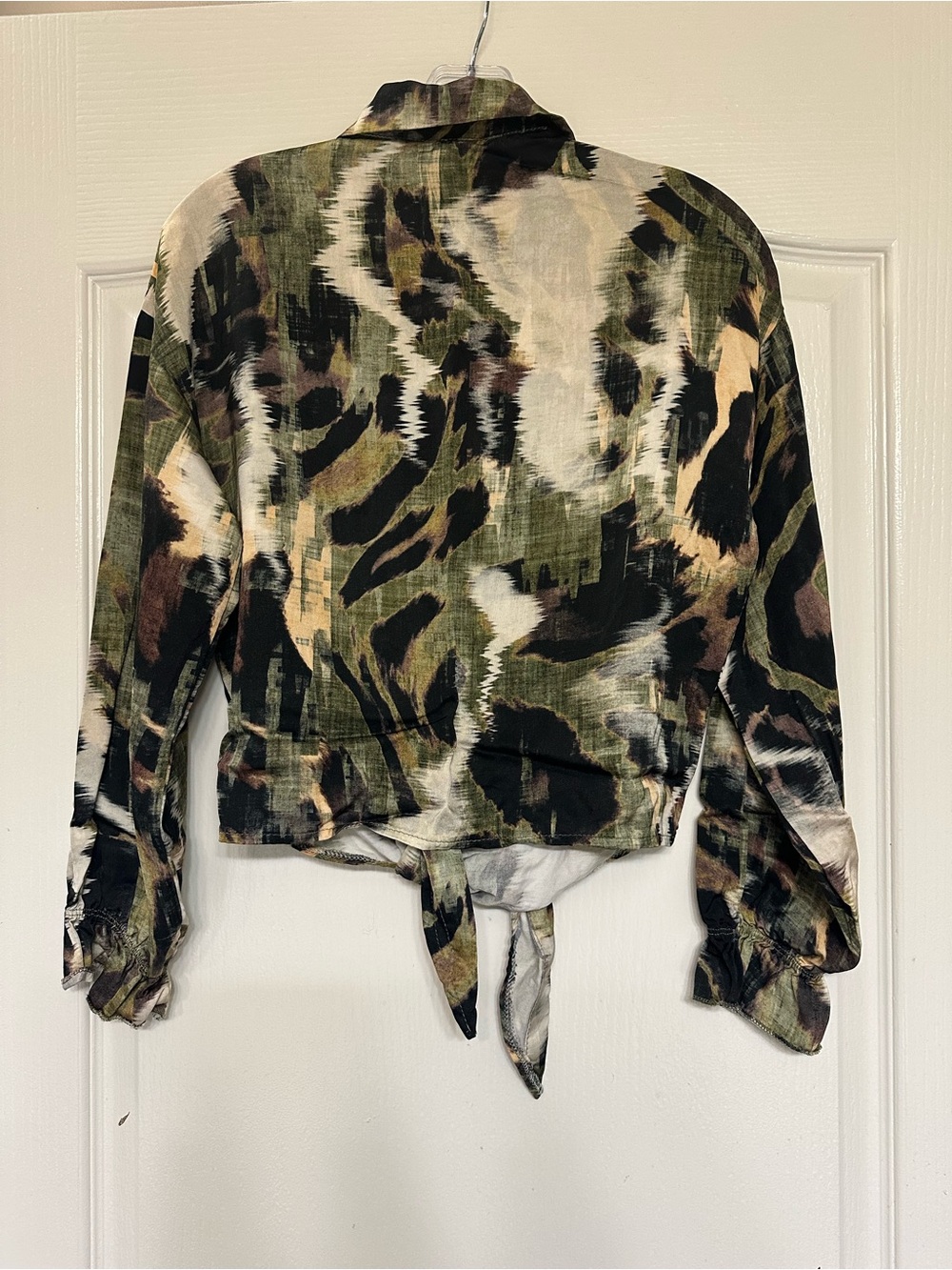 Milio Milano Black Abstract Animal Print Tie Front Blouse XS Made in Italy - Picture 5 of 8